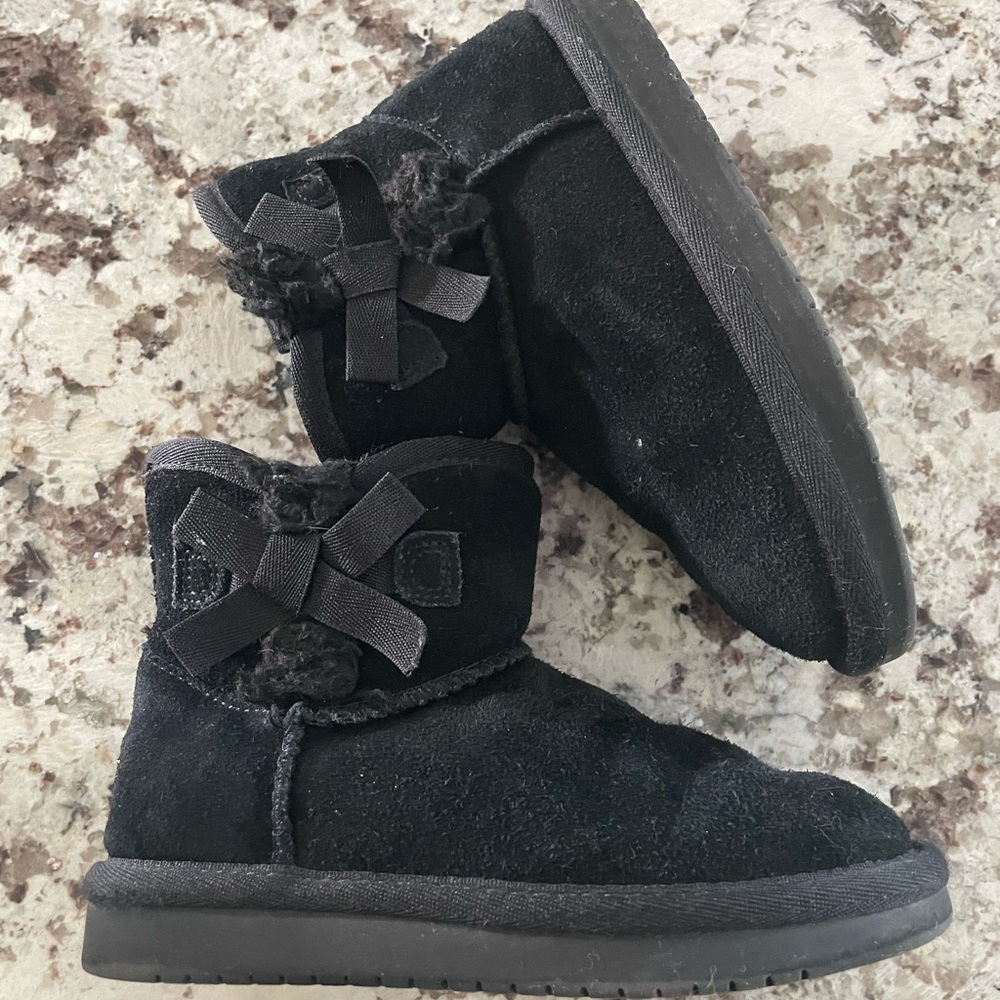 Koolaburra Black Suede Footwear